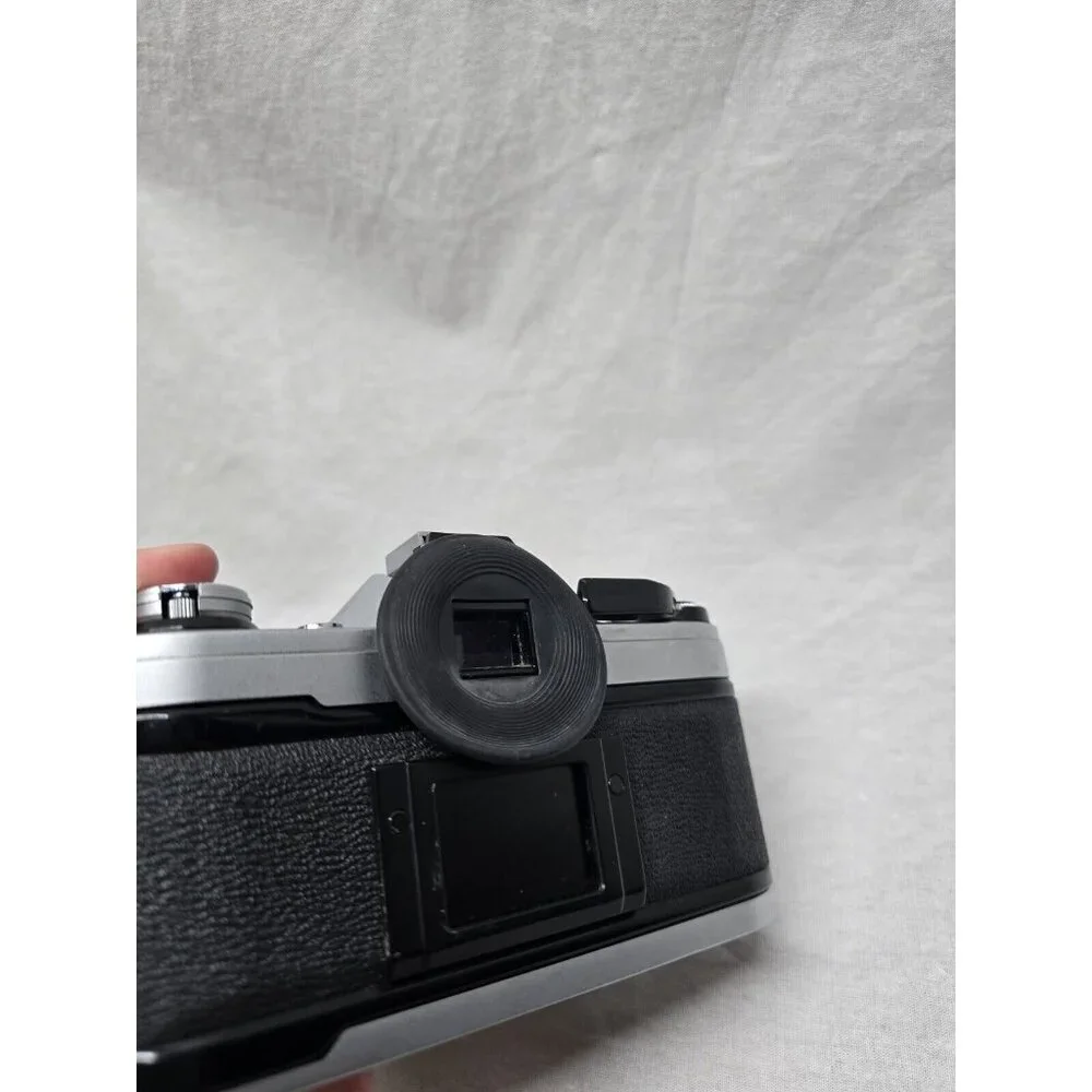 Canon AE-1 35mm Film Camera Canon 50mm Lens- NOT TESTED - Picture 15 of 16